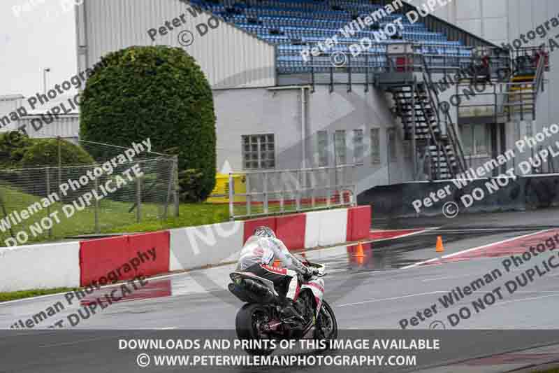donington no limits trackday;donington park photographs;donington trackday photographs;no limits trackdays;peter wileman photography;trackday digital images;trackday photos